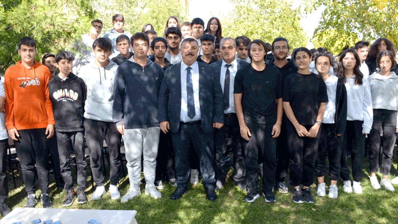 Eskişehir’de belediye başkanı gençlere tecrübelerini anlattı