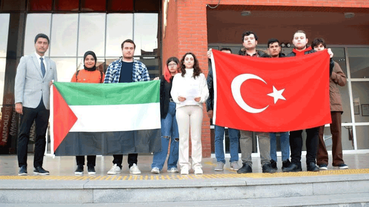 Eskişehir’de üniversitelilerden İsrail tepkisi