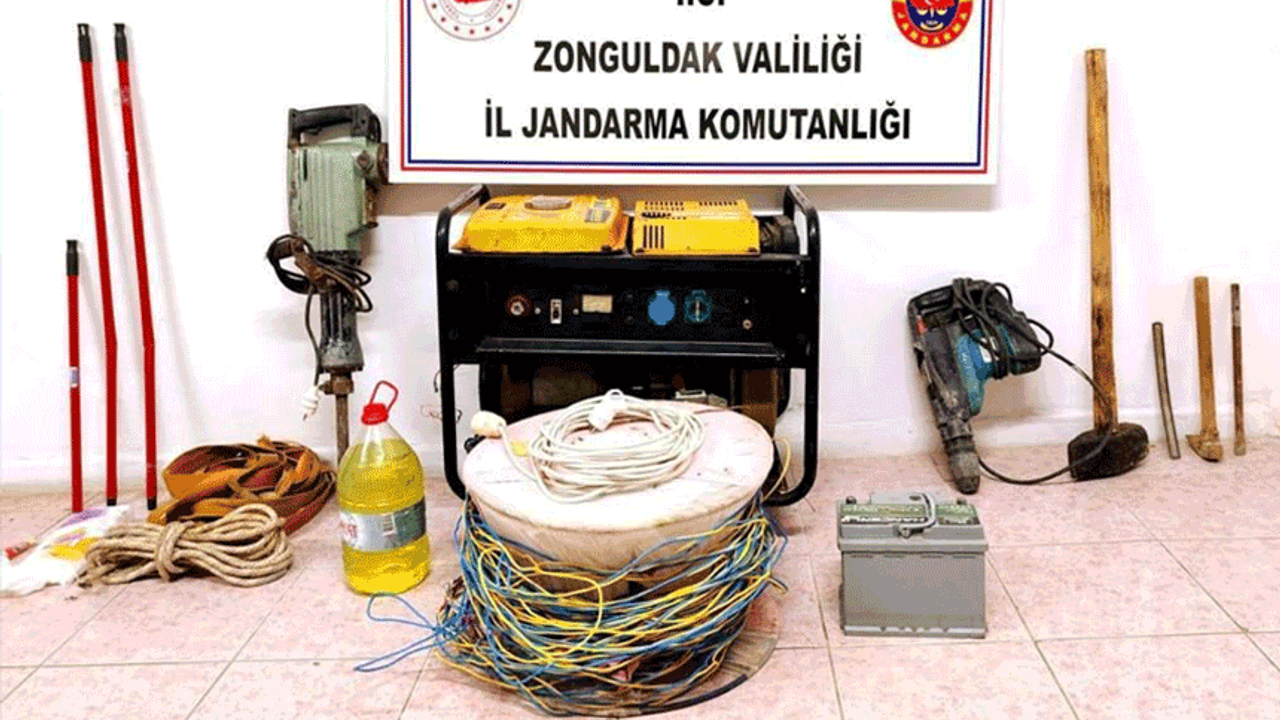 Zonguldak'ta kaçak kazıcılar suçüstü yakalandı