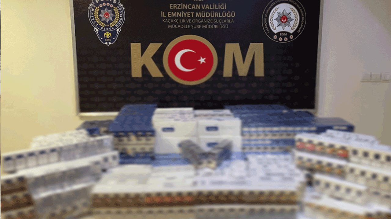 Erzincan polisinden kaçamadı: Binlerce paket ele geçirildi