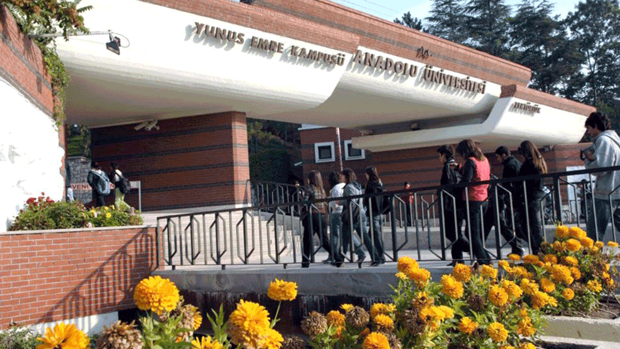 Anadolu Üniversitesi’nde bir skandal iddia daha