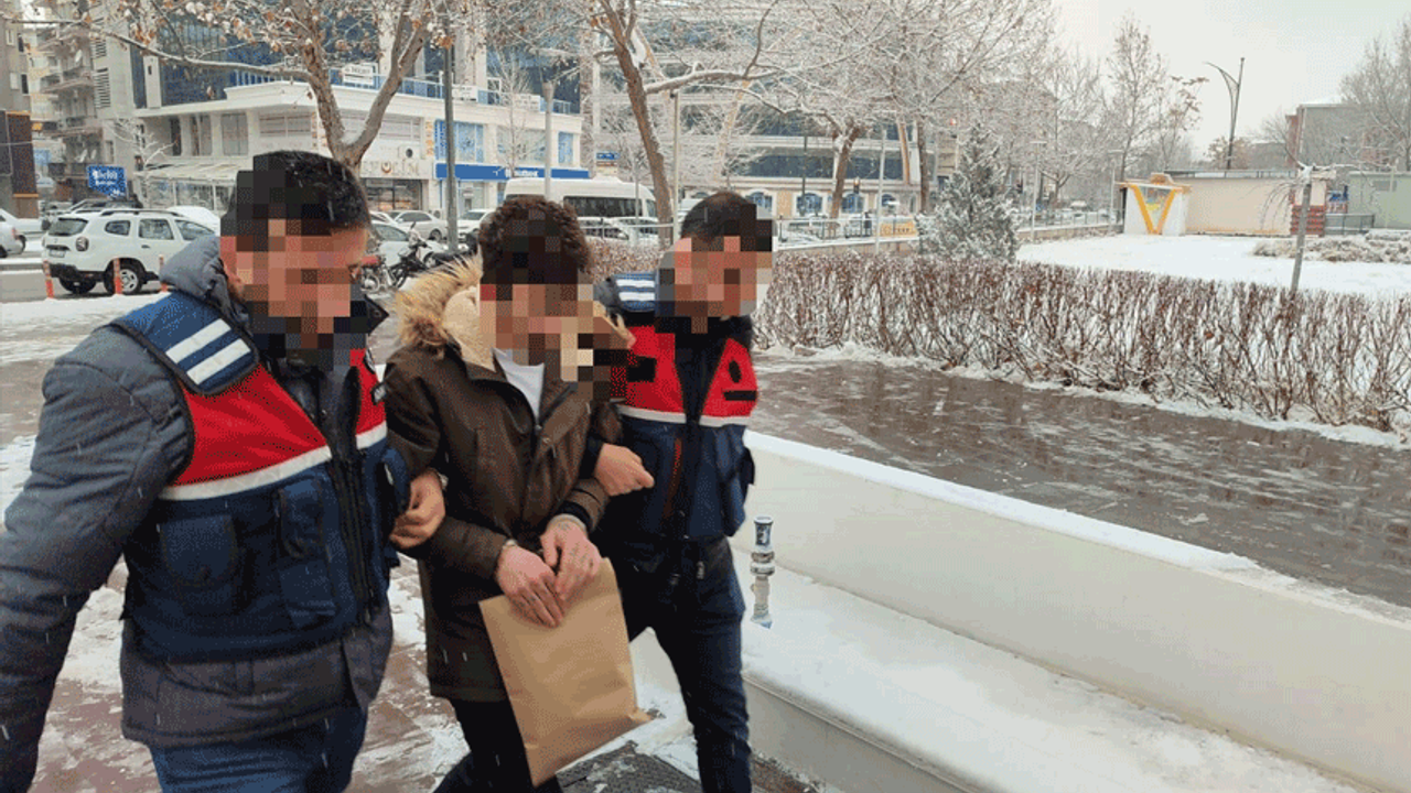 Kırşehir'de terör propagandasına gözaltı
