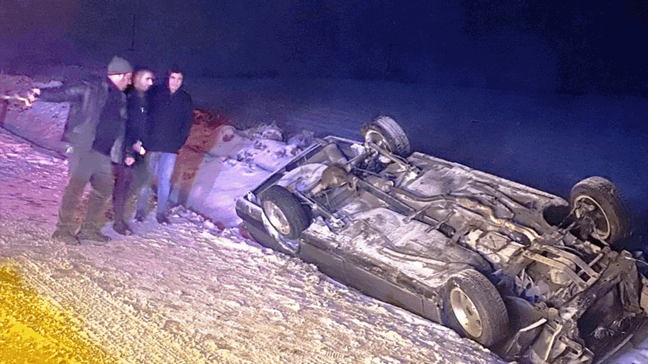 Konya'da otomobil şarampole devrildi: Dört yaralı