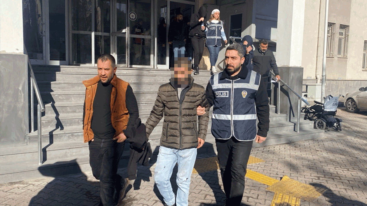 Kayseri'de aranan isimlere eş zamanlı operasyon: 14 yakalama