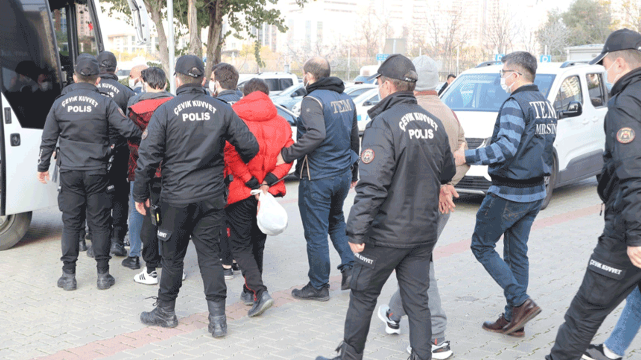 Mersin'de DEAŞ'a eş zamanlı darbe: 16 yakalama