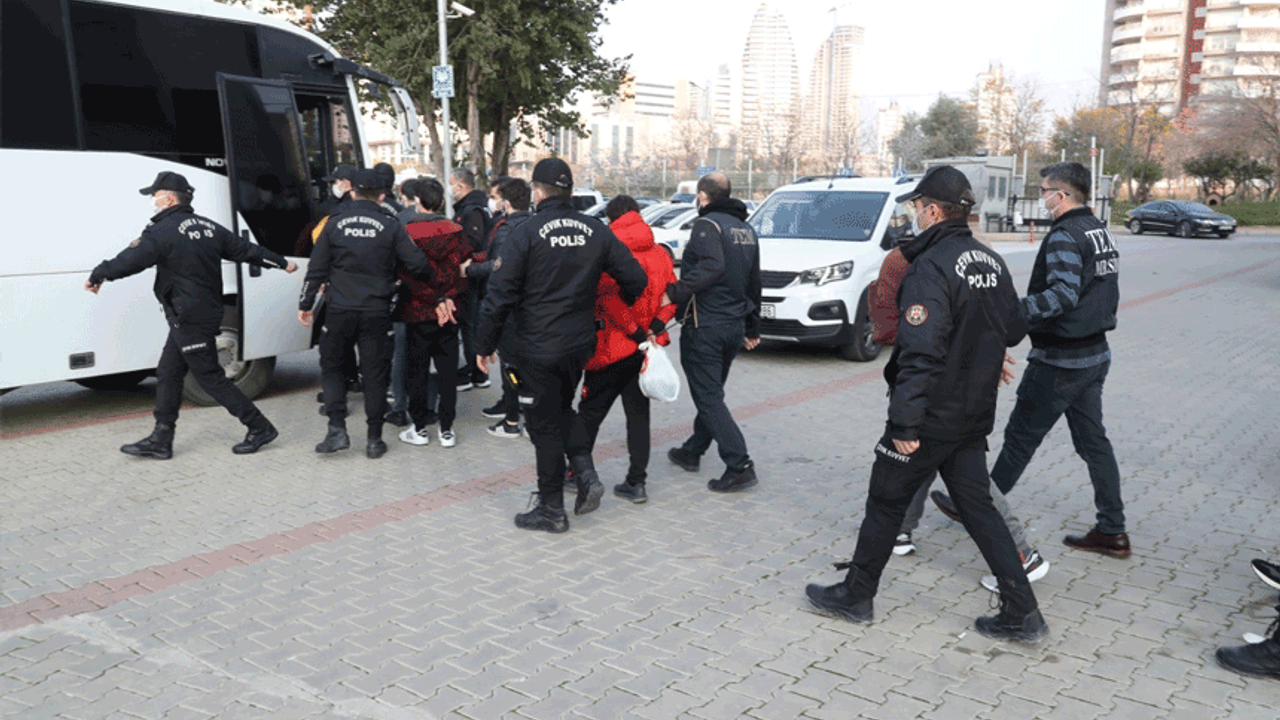 Mersin'deki DEAŞ operasyonunda dokuz tutuklama