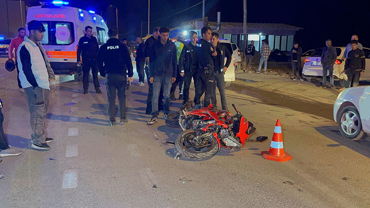 Adıyaman'da otomobil ile motosiklet çarpıştı: 3 yaralı