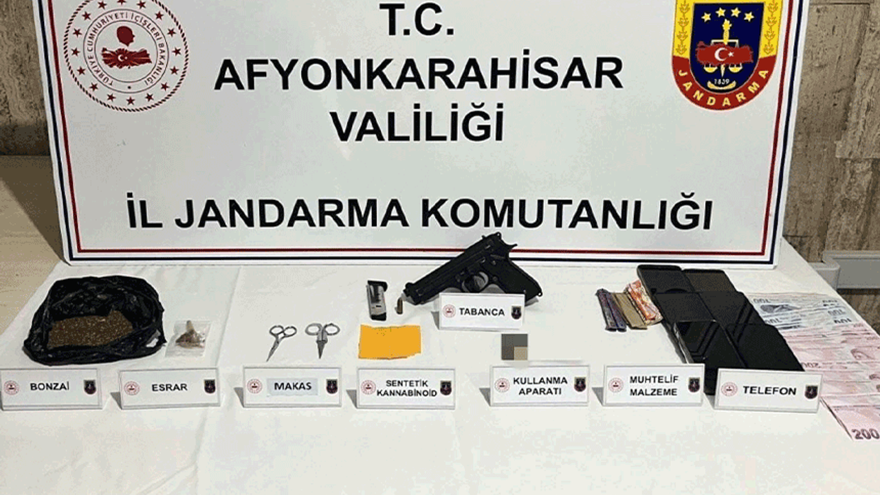Afyon’da uyuşturucu operasyonu: 4 gözaltı