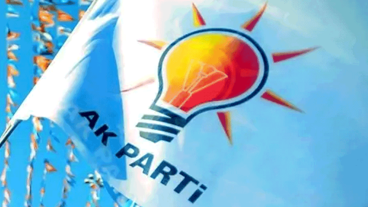 AK Parti Eskişehir’de kişisel hesaplaşma mı başarısızlık mı istifa getirdi?