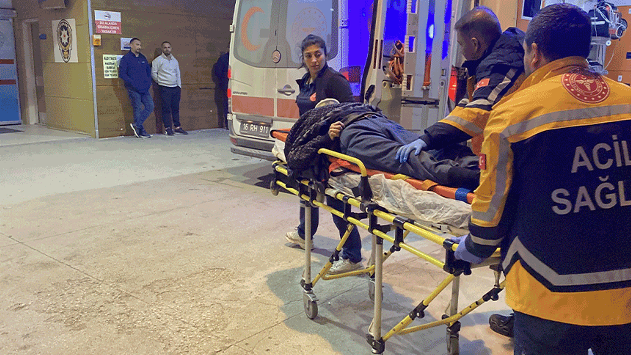 Bursa'da otobüsün çarptığı adam ağır yaralandı