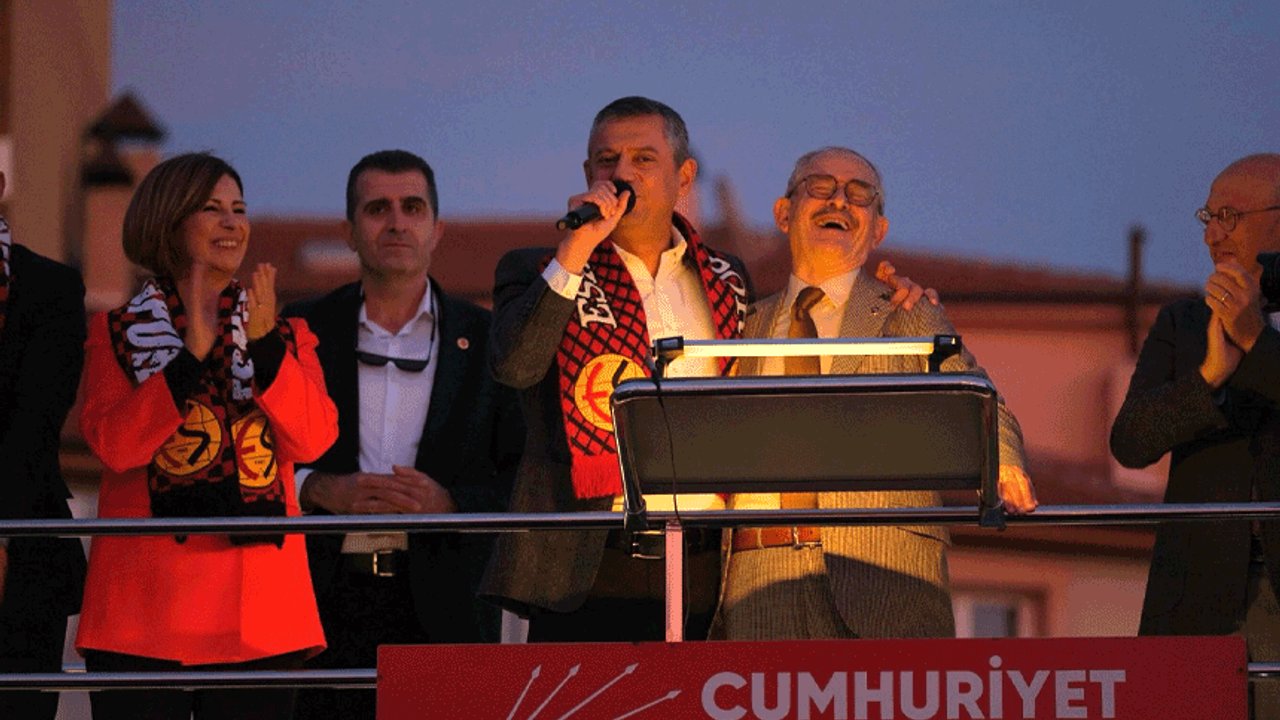 Büyükerşen: “Cumhuriyet sevdalısı hemşehrilerime teşekkür ediyorum”