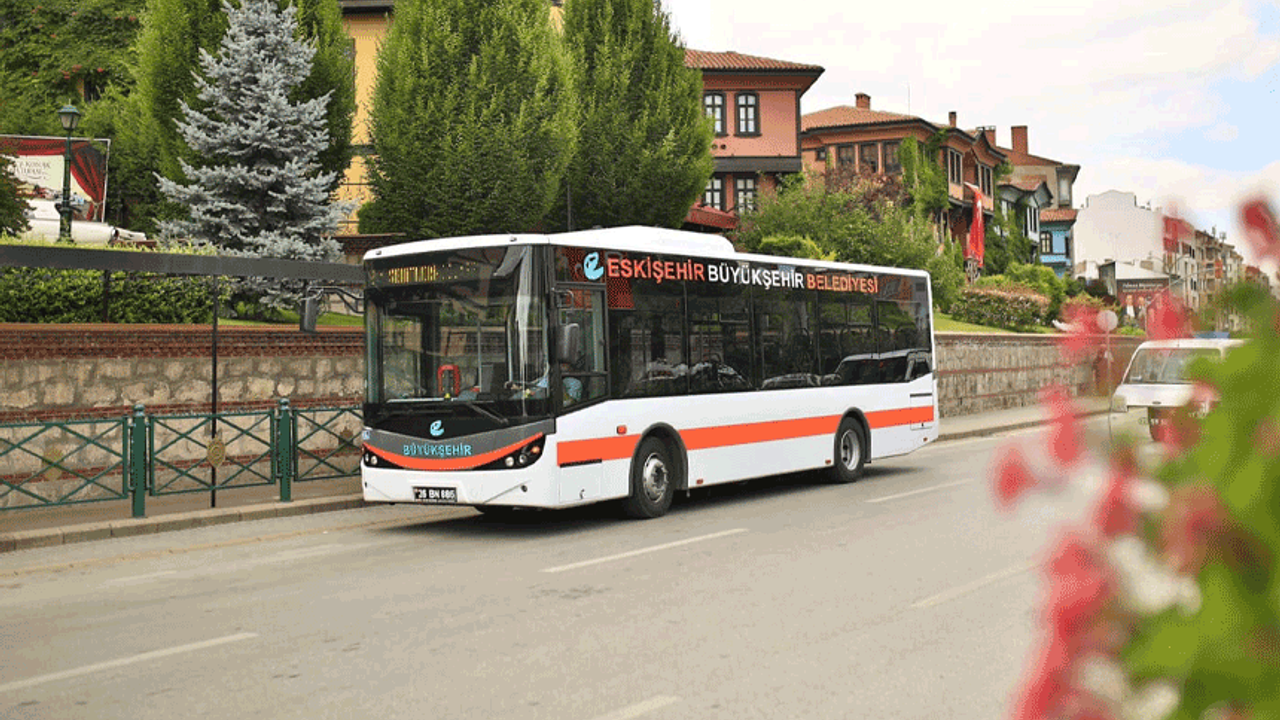 Büyükşehir'den Cumhuriyet Bayramı için özel ulaşım düzenlemesi