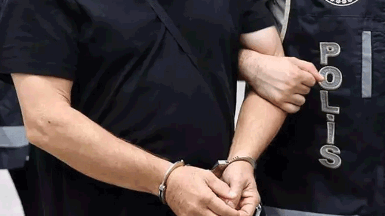 Eskişehir polisi, 28 ayrı suçtan aranan firariyi yakaladı