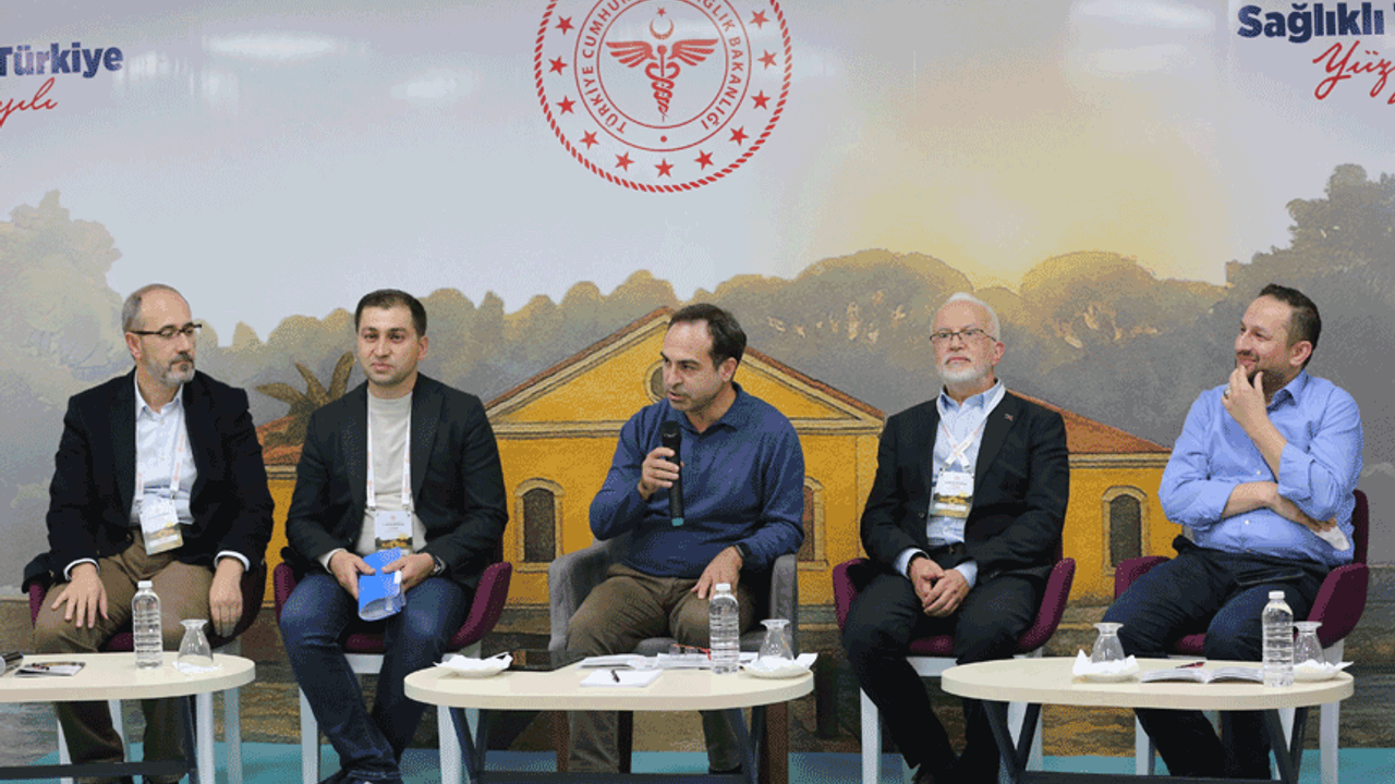 İl Sağlık Müdürleri İzmir’de bir araya geldi