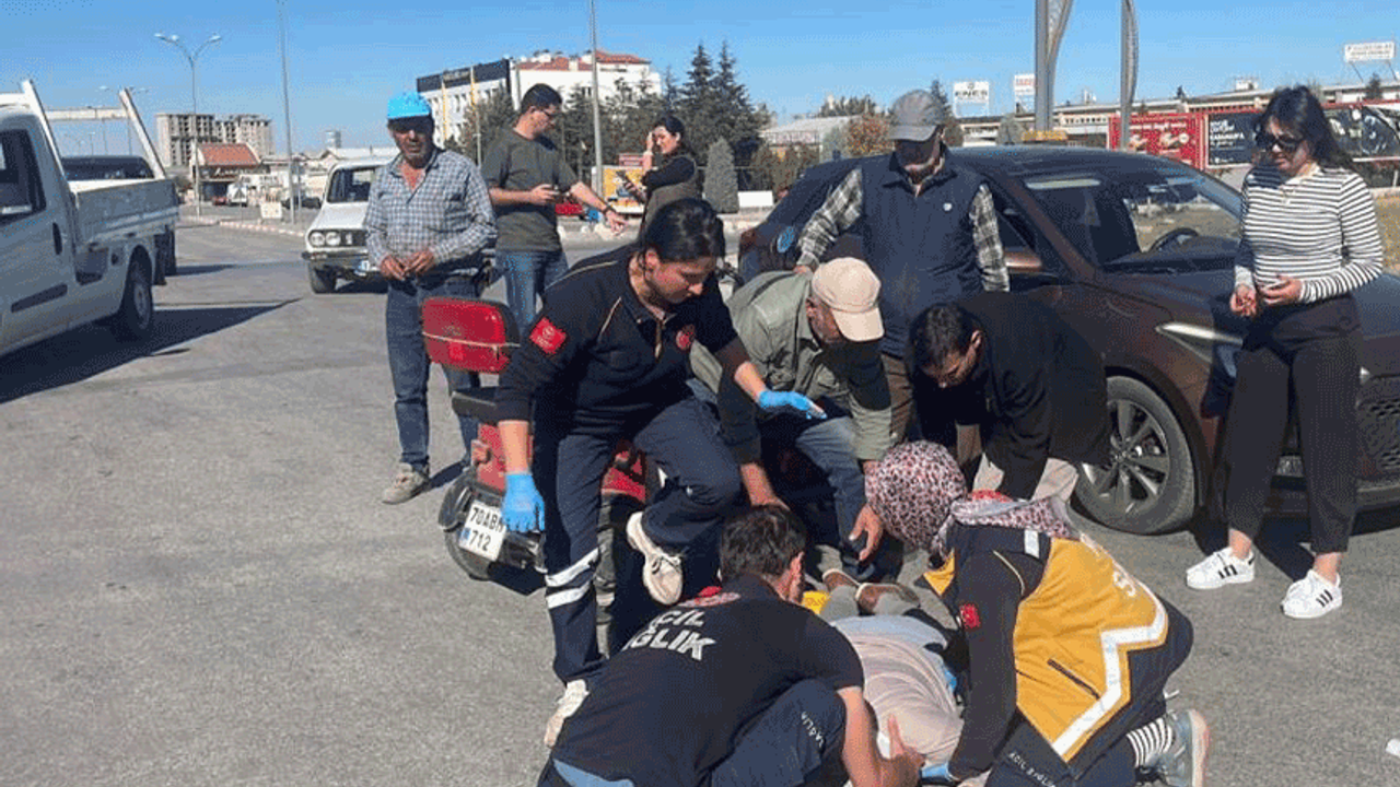 Karaman'da otomobille üç tekerlekli elektrikli bisiklet çarpıştı