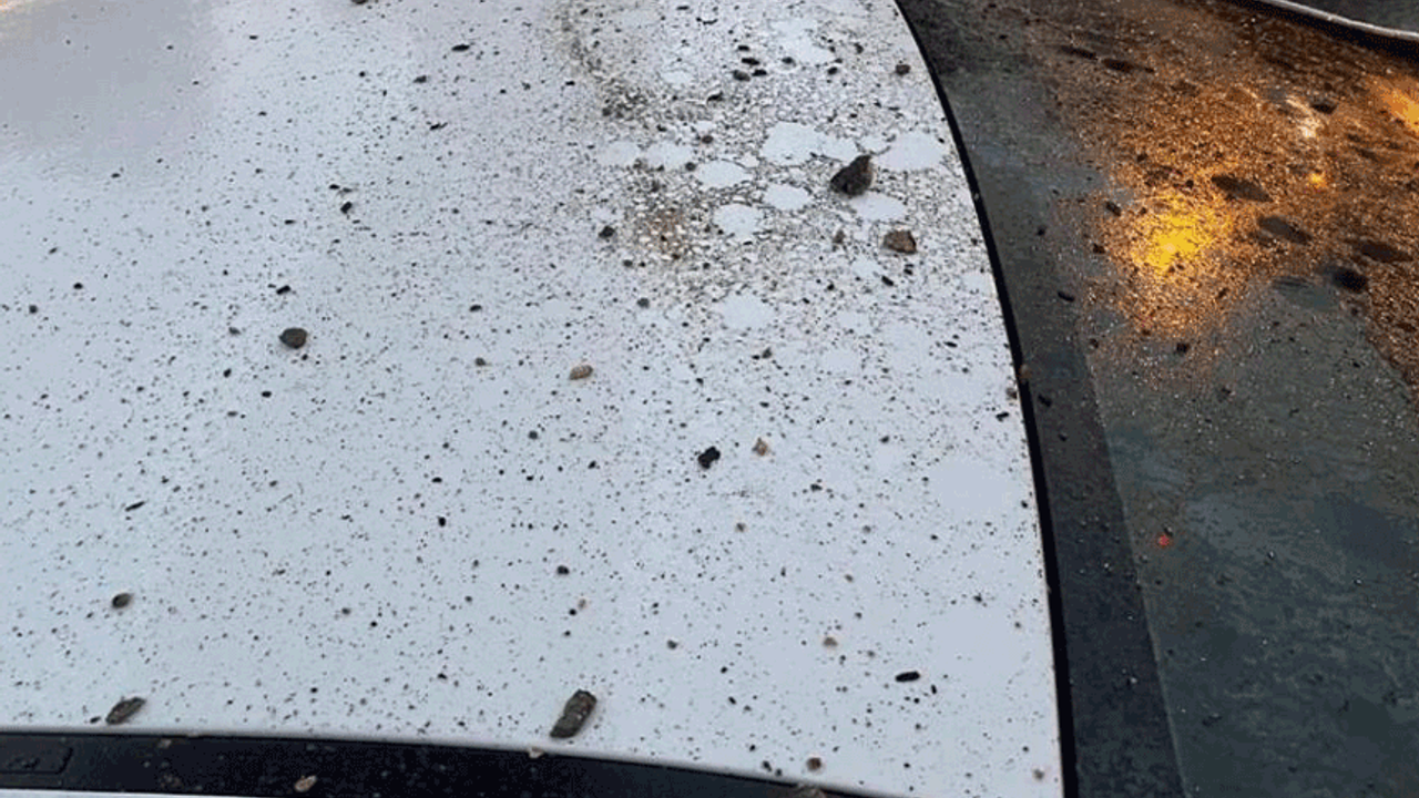 Kırklareli'de üst geçitten beton parçalar düştü