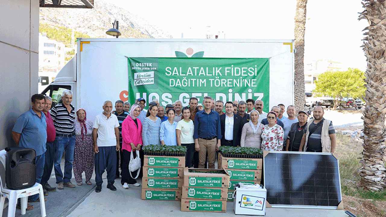 Mersin’de üreticiye fide ve güneş paneli desteği