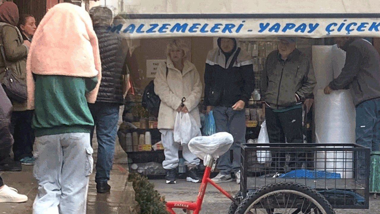 Meteoroloji uyarmıştı: Sağanak Eskişehirlilere zor anlar yaşattı