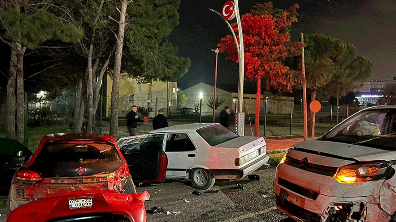 Tekirdağ'da zincirleme trafik kazası: 3 yaralı