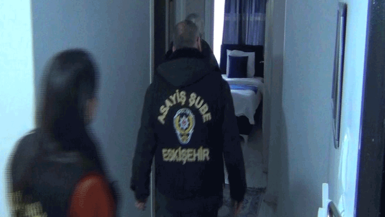 Eskişehir’de polisten günübirlik kiralanan evlere denetim