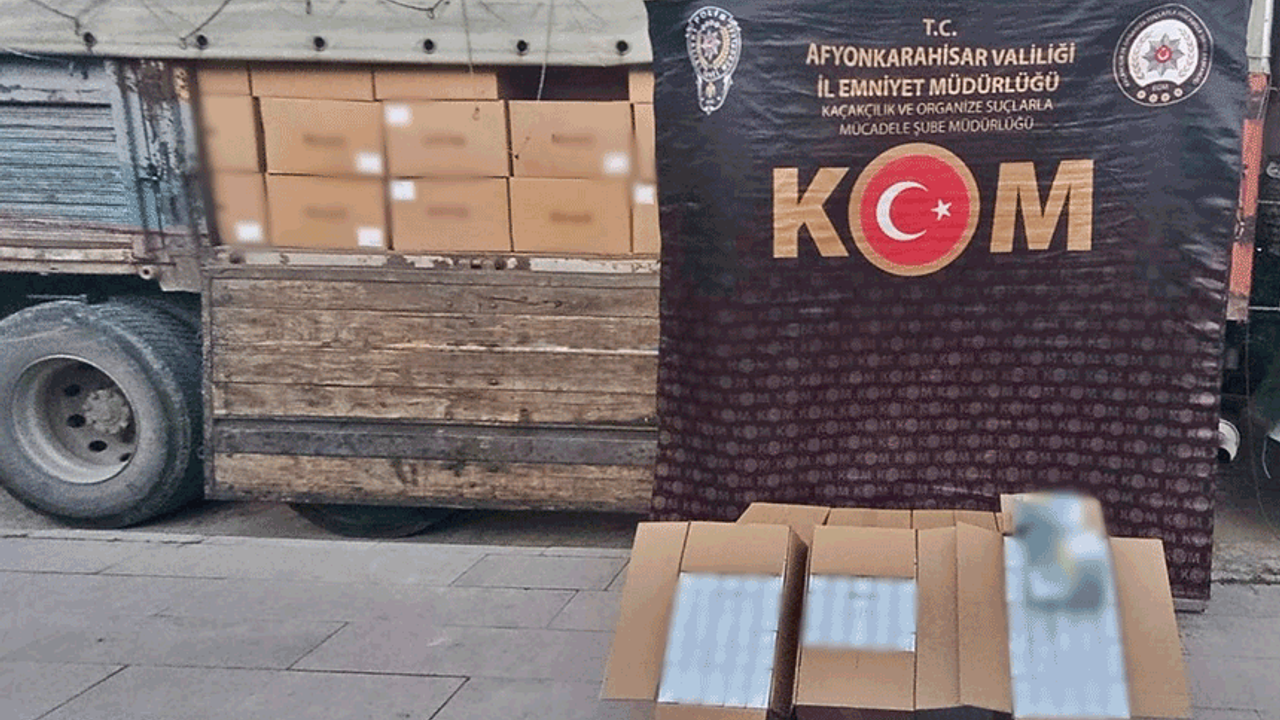 Polisten dev operasyon: 4 milyon 100 bin sahte makaron yakalandı