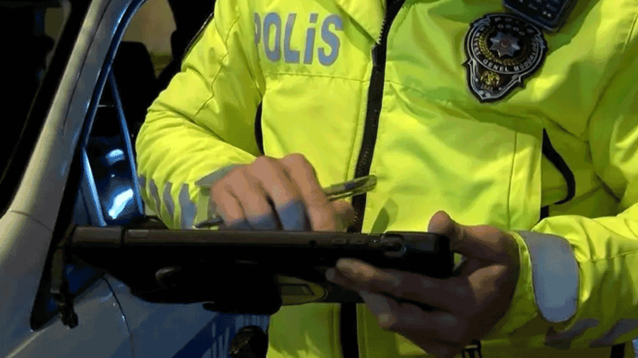 Eskişehir’de polisten kaçan sürücüye 491 bin TL para cezası