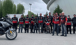 Motosiklet derneği kapalı alanlarda hâkimiyet dersi yaptı
