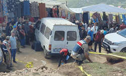 Freni boşalan minibüs yamaçtan yola düştü: Biri ağır üç yaralı