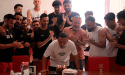 Eskişehirspor'da doğum günü kutlaması