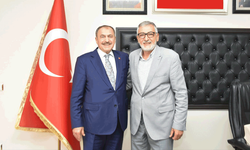 Eski Bakandan Başkan Bozkurt’a ziyaret