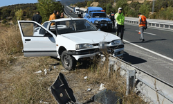 Kastamonu'da bariyerlere saplandı