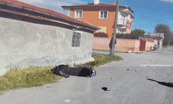 Afyon'da yürekleri ağza getiren kaza: Metrelerce savruldu