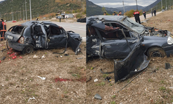 Amasya'da feci kaza: Araç hurdaya döndü