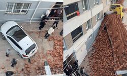 Eskişehir’de korkutan kaza! Yüzlerce tuğla yola savruldu