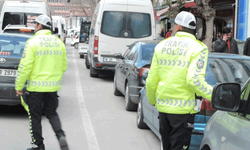 Afyon'da kural tanımayan sürücülere ceza yağdı
