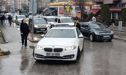 Eskişehir’de bu caddelere gidecekler dikkat: Trafik tıkandı