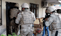 Eskişehir'de operasyon: Müşteri ararken yakalandılar