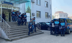 Gaziantep'te bağ evinden hırsızlık yapmışlardı: Yakalandılar