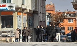 Kütahya'da şizofreni emekli polis sağlık çalışanlarını rehin aldı