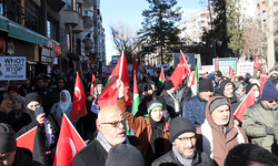 Eskişehir'de şehit askerler ve Gazze için yürüyüş