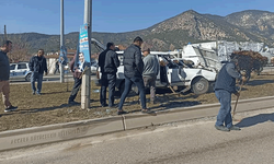 Ankara'da tırla otomobil çarpıştı: 1 yaralı