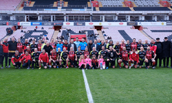 Eskişehir’in emektar futbolcuları bir araya geldi