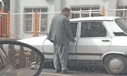 Adana'da zengin dilenci otomobilini park edip dilenmeye gitti