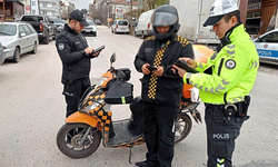 Bilecik'te trafiği tehlikeye atan sürücülere ceza yağdı
