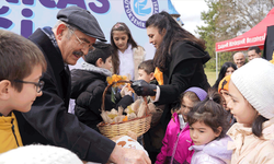 Yılmaz Büyükerşen’den çocuklara emanet