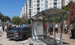 Adana'da otobüs durağına daldı: Yedi yaralı
