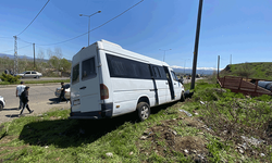Bingöl'de minibüs kazası: 4 yaralı