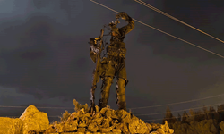 Denizli'de Kurtuluş Savaşı kahramanının heykeli kundaklandı!