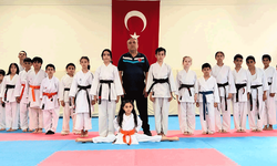 Eskişehir'de geleceğin karatecileri yetişiyor