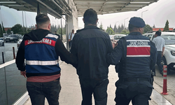 İzmir’de eş zamanlı DEAŞ baskını: 11 gözaltı